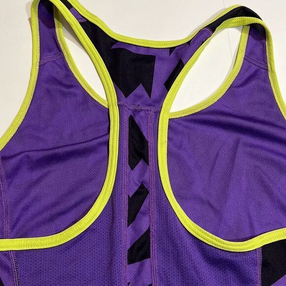 Nike Dri-Fit Workout Tank - Picture 5 of 12
